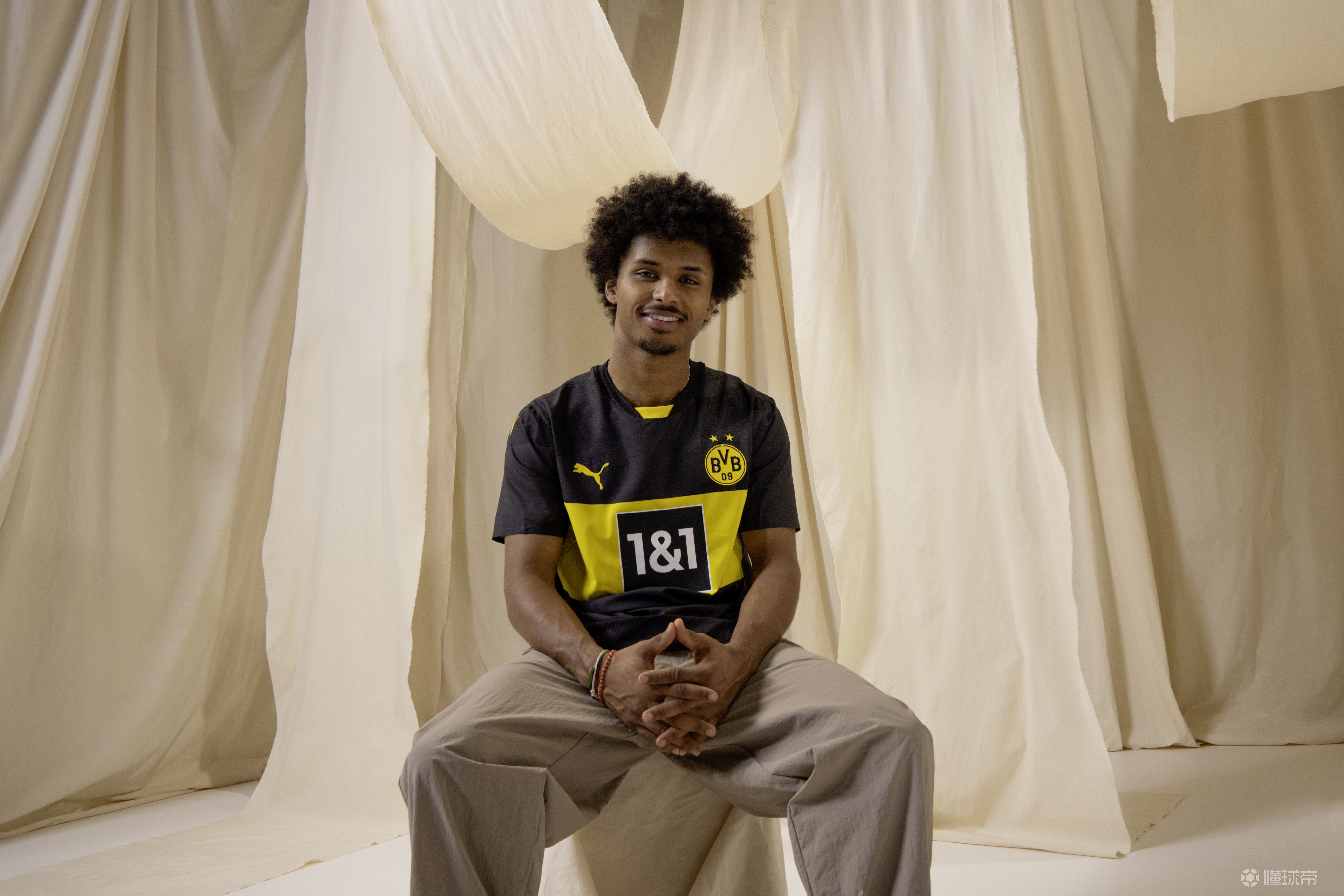 多特蒙德客场全取三分，继续保持不败纪录