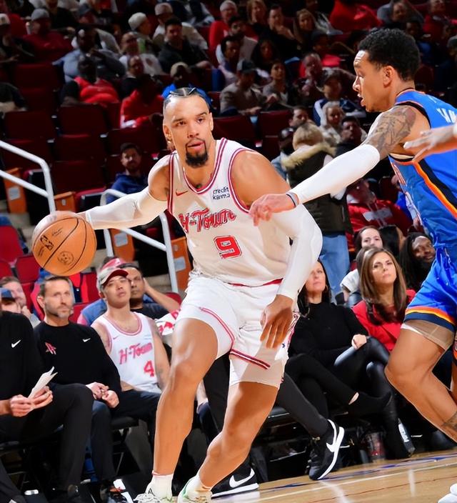 爱游戏亚洲官网-关于火箭内线防守露破绽，教练组加强训练的信息