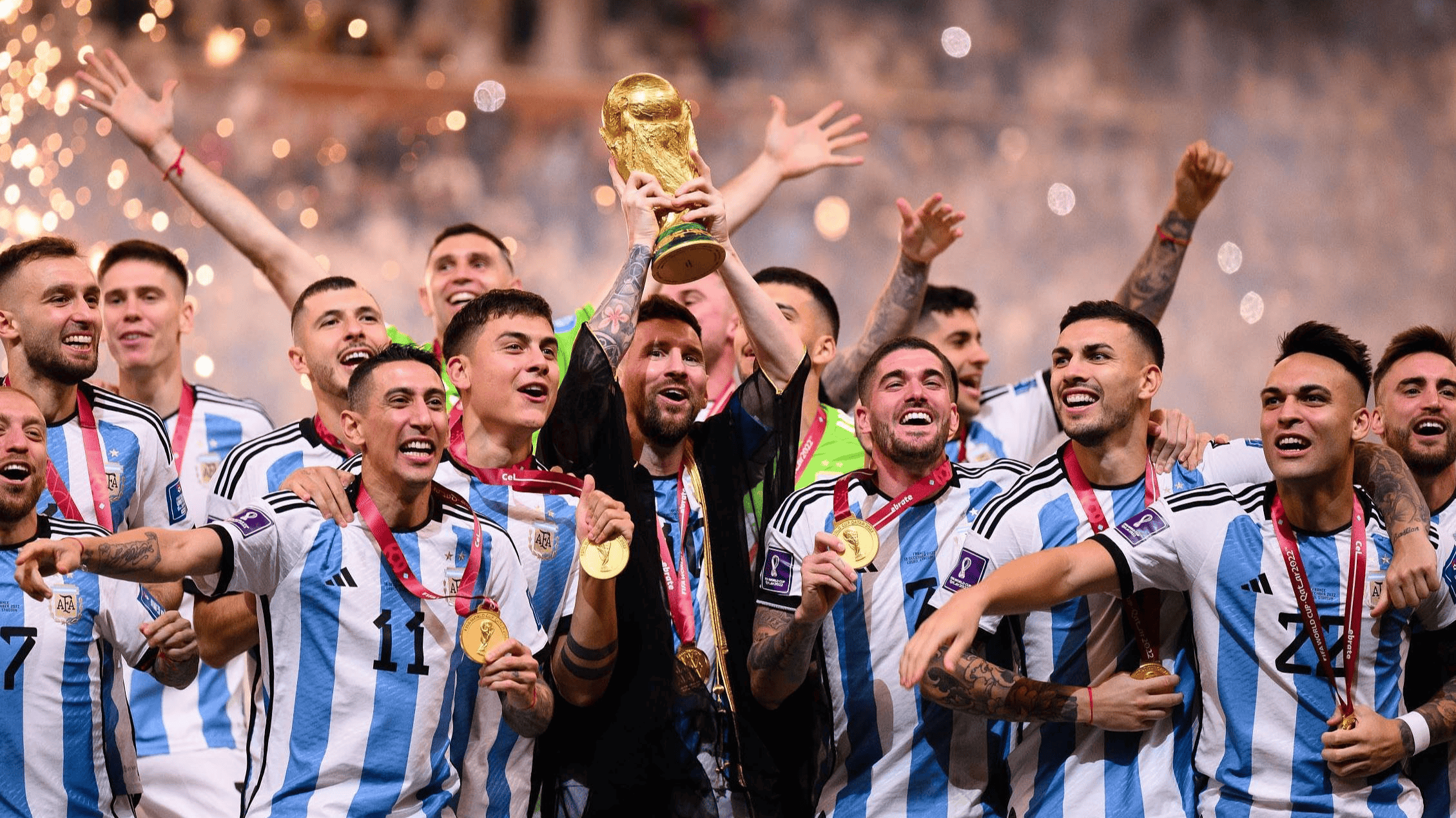 包含阿根廷足球超级联赛中炙手可热，一幕幕精彩大战值得期待的词条