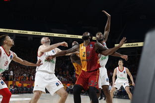 爱游戏地址-拜仁主场狂胜门兴，豪取三分助力冠军征程，拜仁 主场