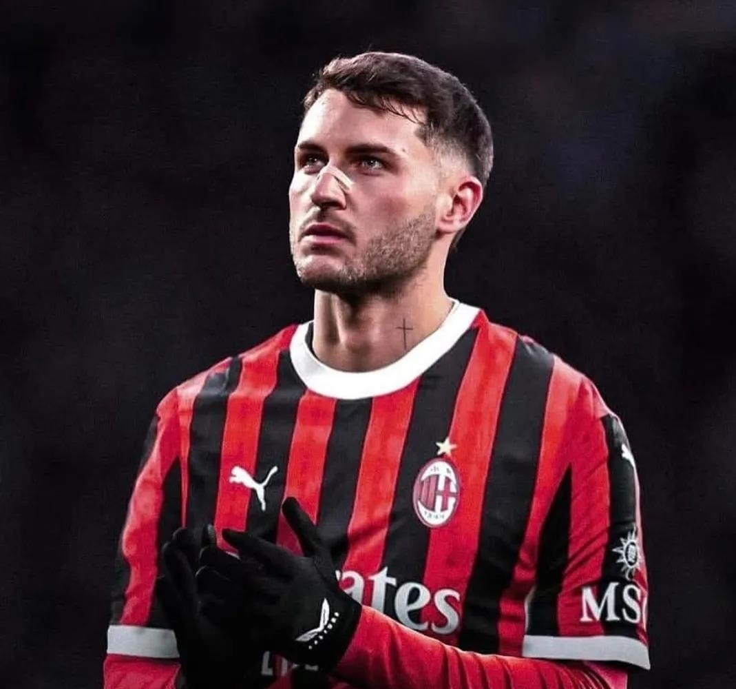 爱游戏亚洲官网-包含AC米兰后卫集训备战关键比赛，调整防线战术的词条