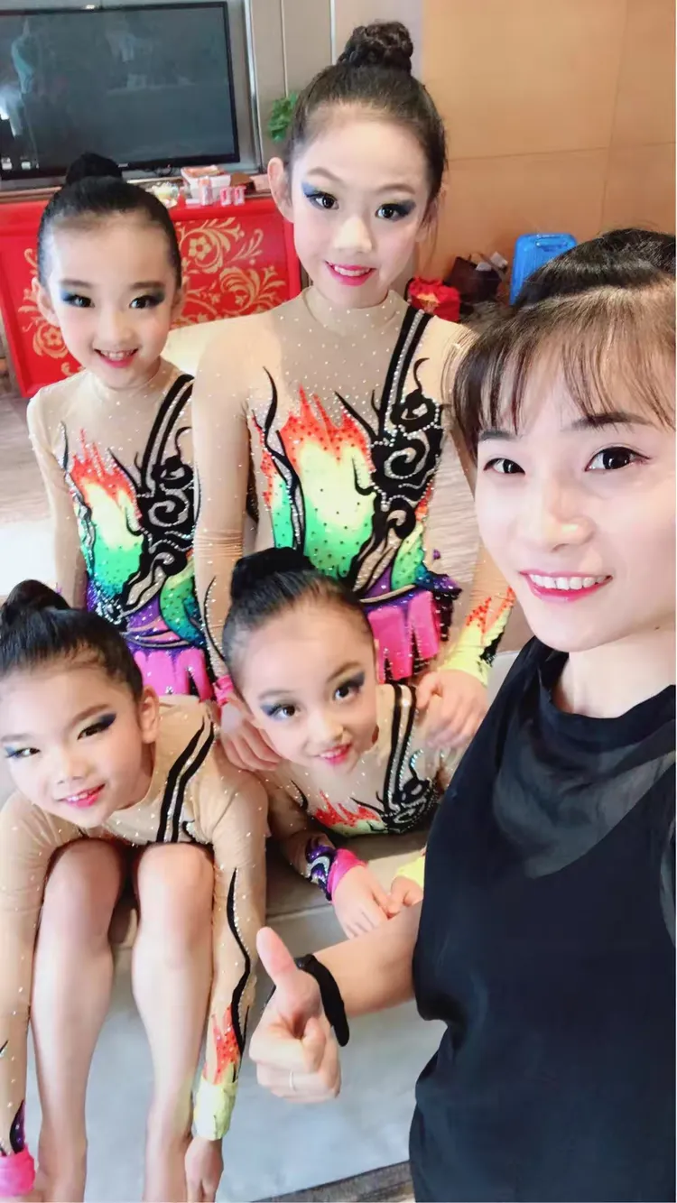 日本体操队大放异彩,团体赛夺金 日本体操队大放异彩,团体赛夺金