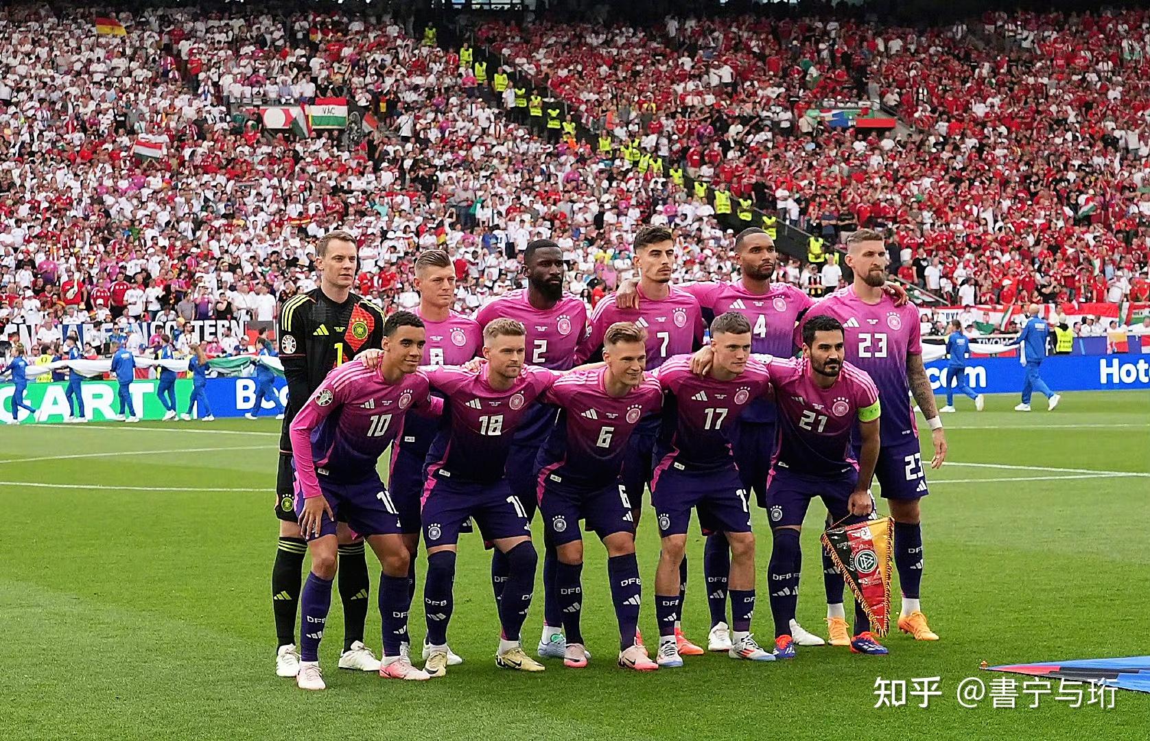 关于继续前进！荷兰再战匈牙利，欧洲杯八强对决的信息