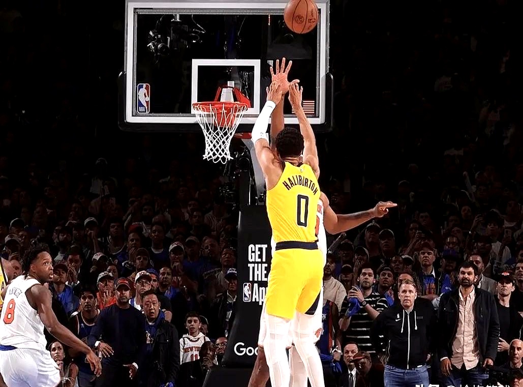 爱游戏地址-魔术击败步行者，取得精彩逆转！的简单介绍